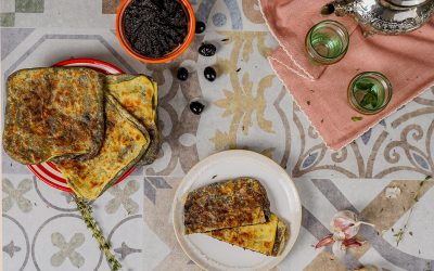 940- Msemmen with Black Olives Tapenade / مسمن بالزيتون الأسود