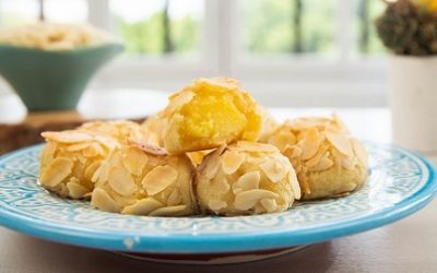 818- Almond Ghriba With Lemon Cream / غريبة اللوز بكريمة الليمون